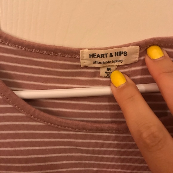 Top with sleeves pink and white crop - Picture 2 of 2